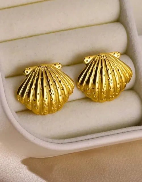 Gold Earrings in the Shape of Sea Shell