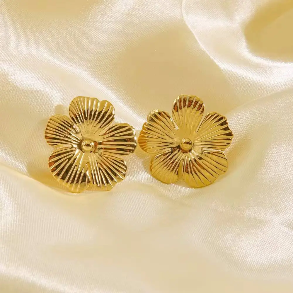 Gold Earrings in the Shape of a Flower