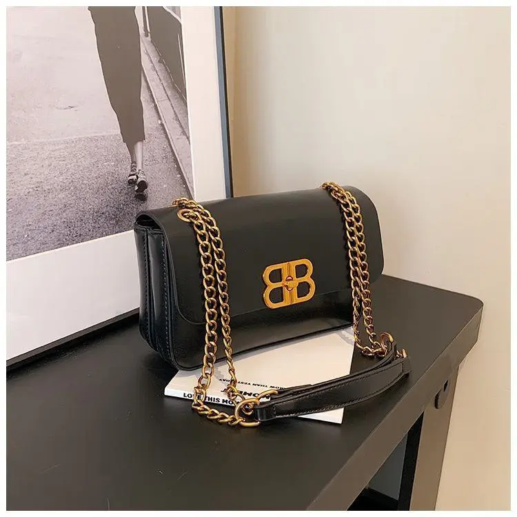 Luxurious Double-Lock Chain Shoulder Bag