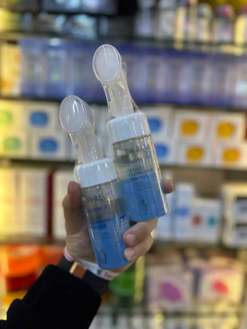 DR. RASHEL Essence Cleansing Mousse with Built-in Silicone Brush (3-in-1 Action) - Image 2