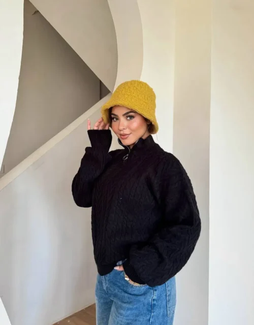 The "Cozy Chic" Cable Knit Half-Zip Pullover